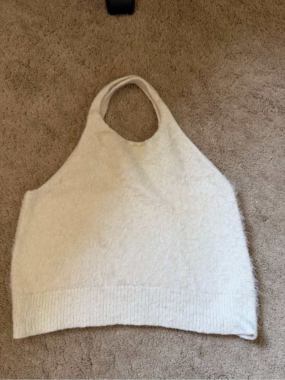 Aerie halter soft tank size medium